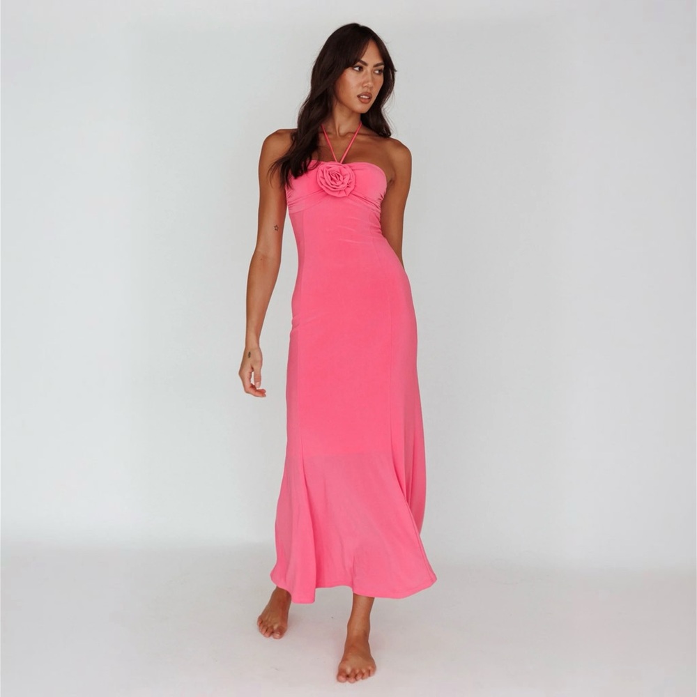Selfie Leslie IBIZA SUNSET BUST FLOWER MIDI DRESS HOT PINK - Picture 9 of 13